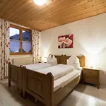 Holiday Home In Rennweg Near Ski Slopes * Rennweg am Katschberg
