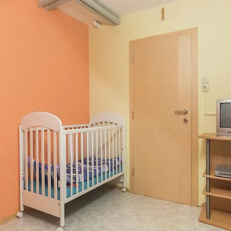 Ferienhaus In Rennweg Near Slopes