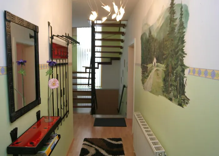 In Rennweg Near Slopes בית נופש