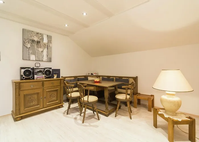 In Rennweg Near Slopes בית נופש רנווג