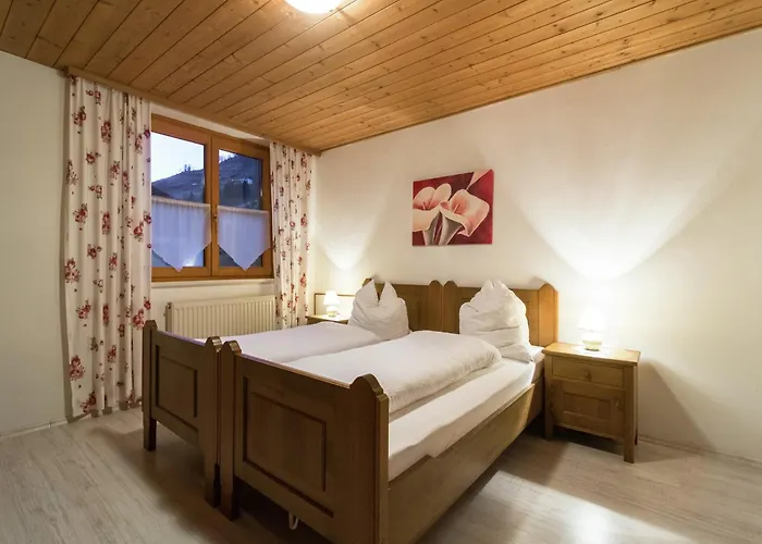 In Rennweg Near Slopes * רנווג