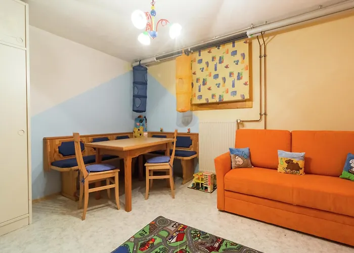 In Rennweg Near Slopes בית נופש